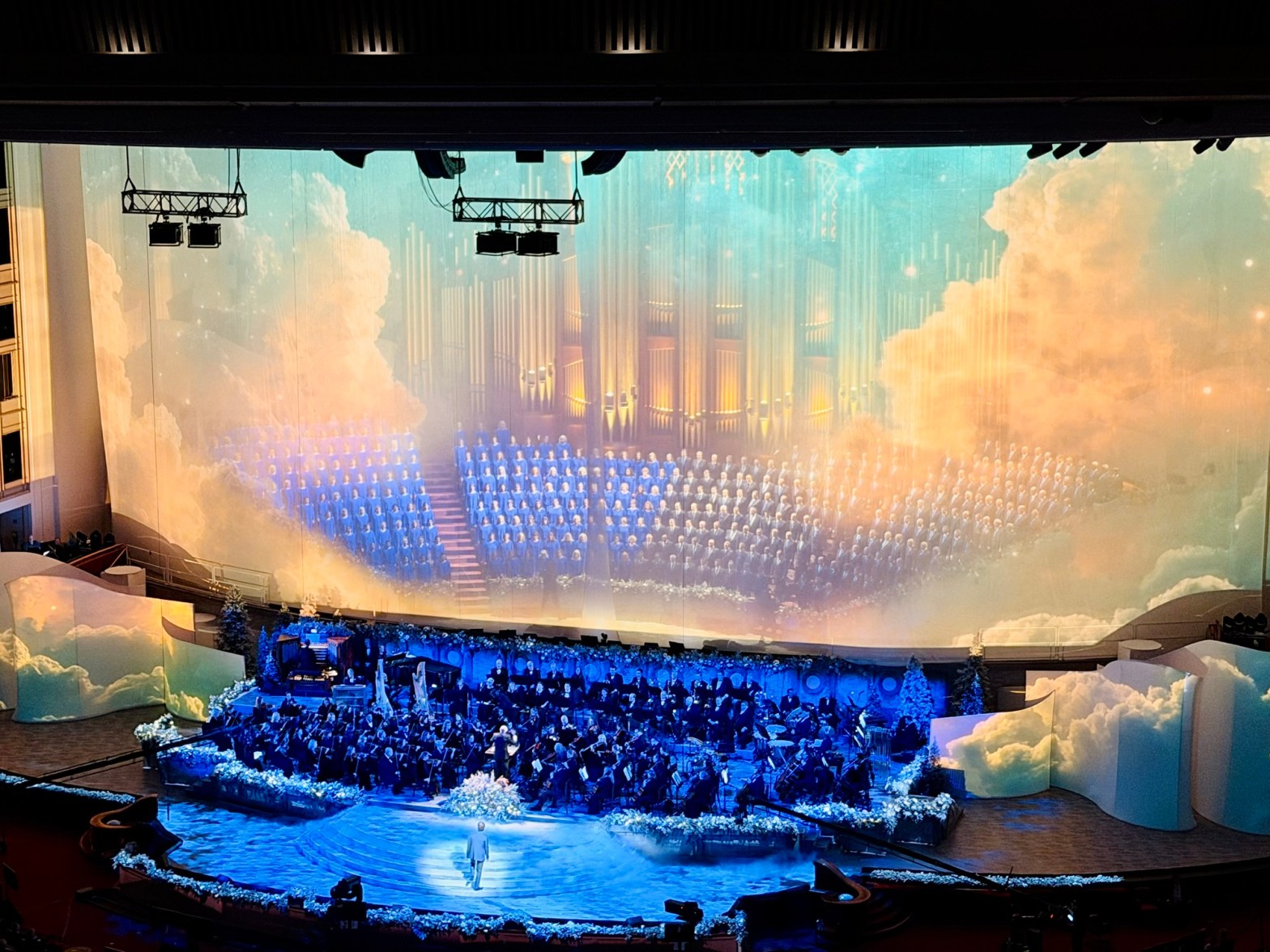 The 2025 Tabernacle Choir Christmas Concert visited by Jared Harding Wilson starring Stephanie J. Block and her husband, Sebastian Arcelus.