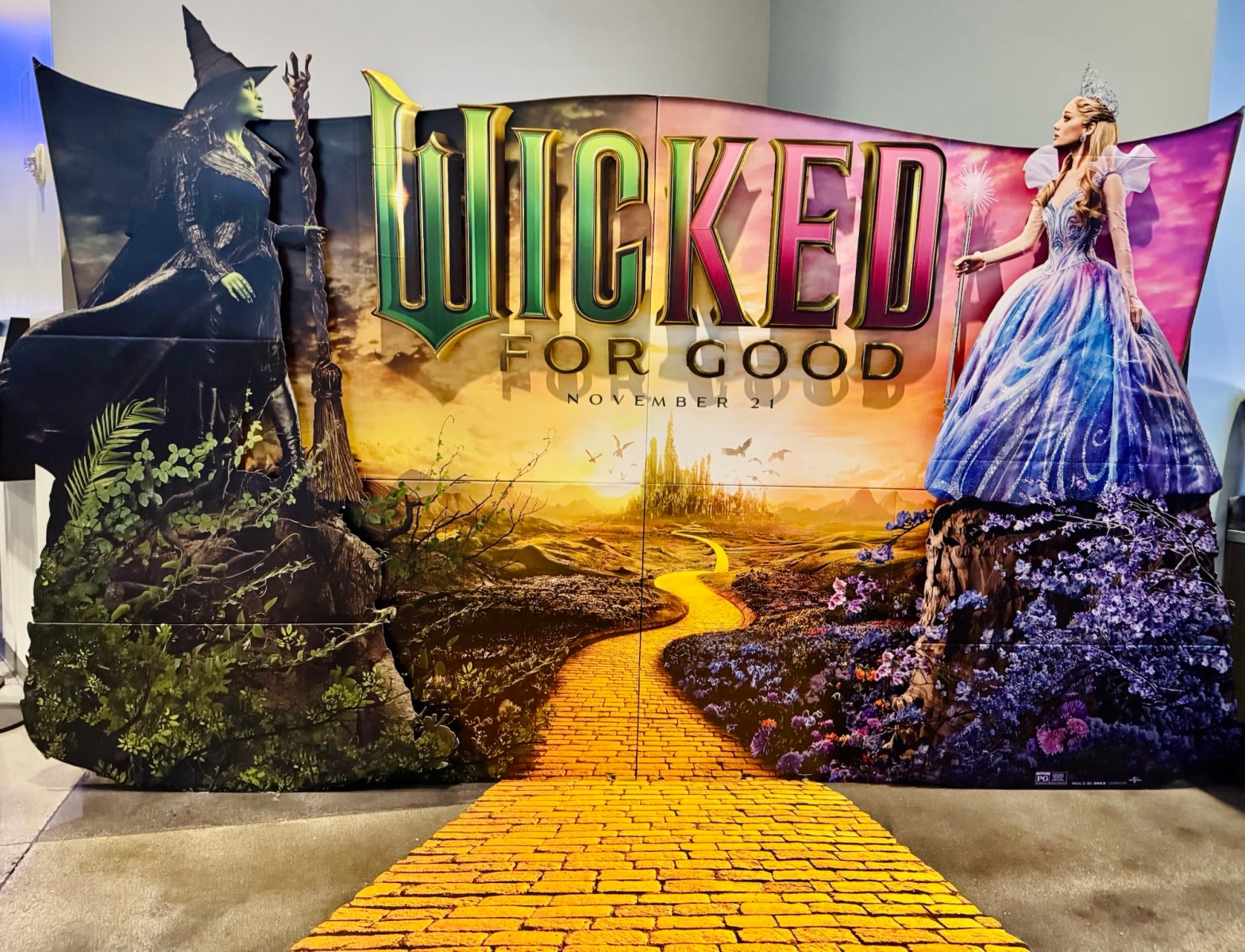 Wicked: For Good with Elphaba and Glinda