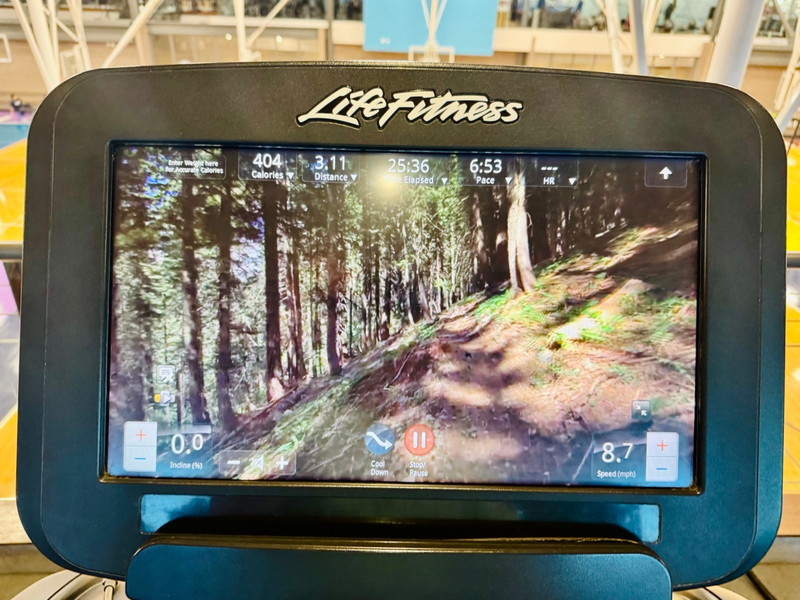Life Fitness treadmill screen – Jared Harding Wilson completes 5K race against himself!
