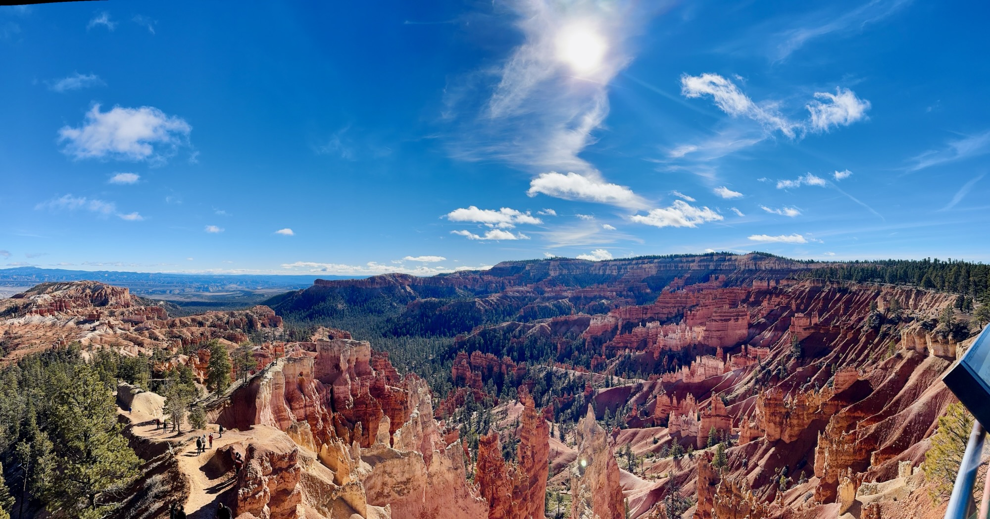Sunrise Point at Bryce Canyon with Hoodoos